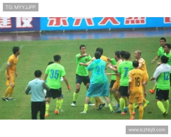 足球明星精彩瞬间合拍视频全集分享让你领略球场魅力与友谊的完美结合